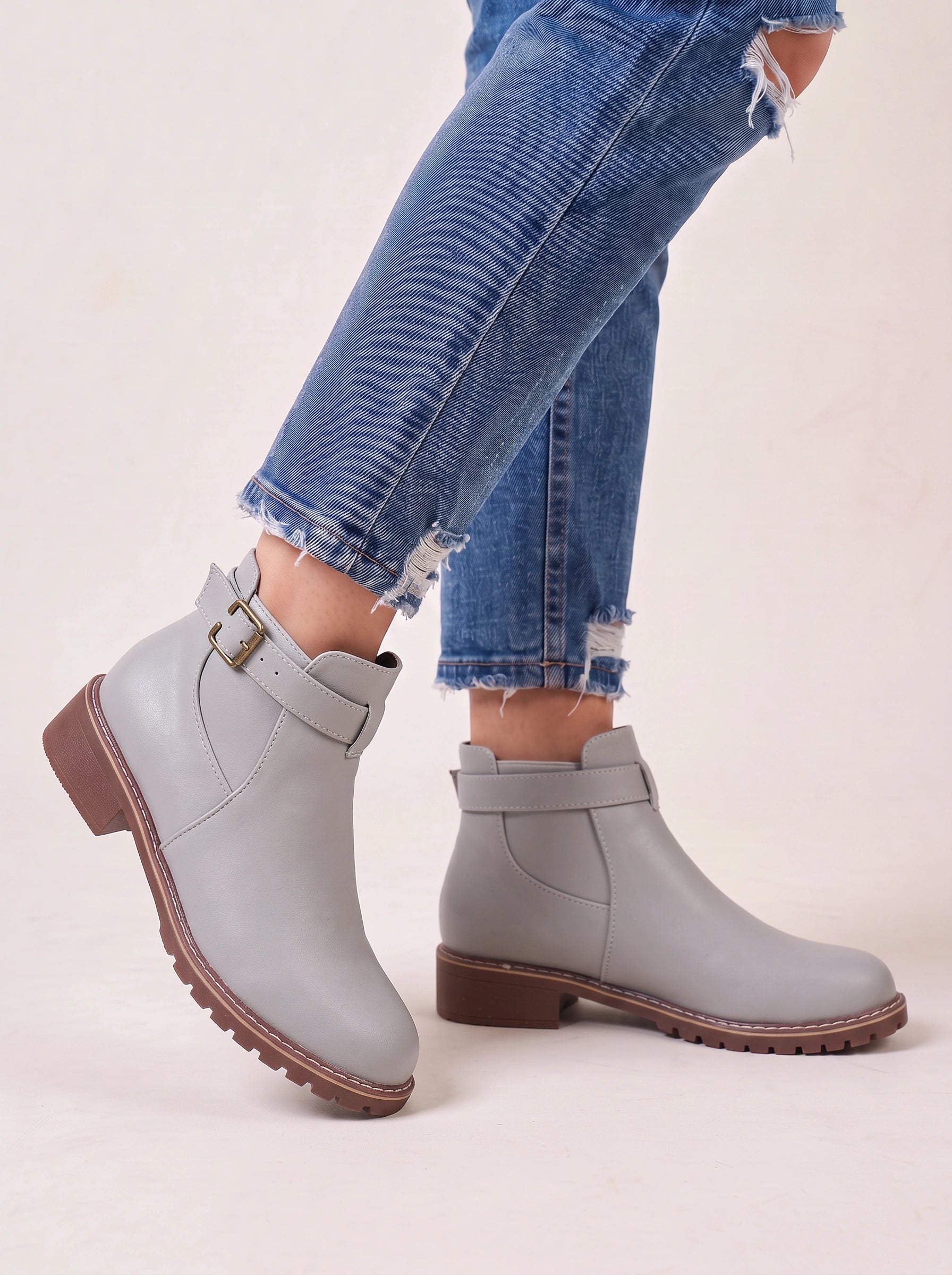 Bottines Chelsea Bucklow - Bottines noires en daim pour femme à semelle crantée et talon épais, pour l'automne