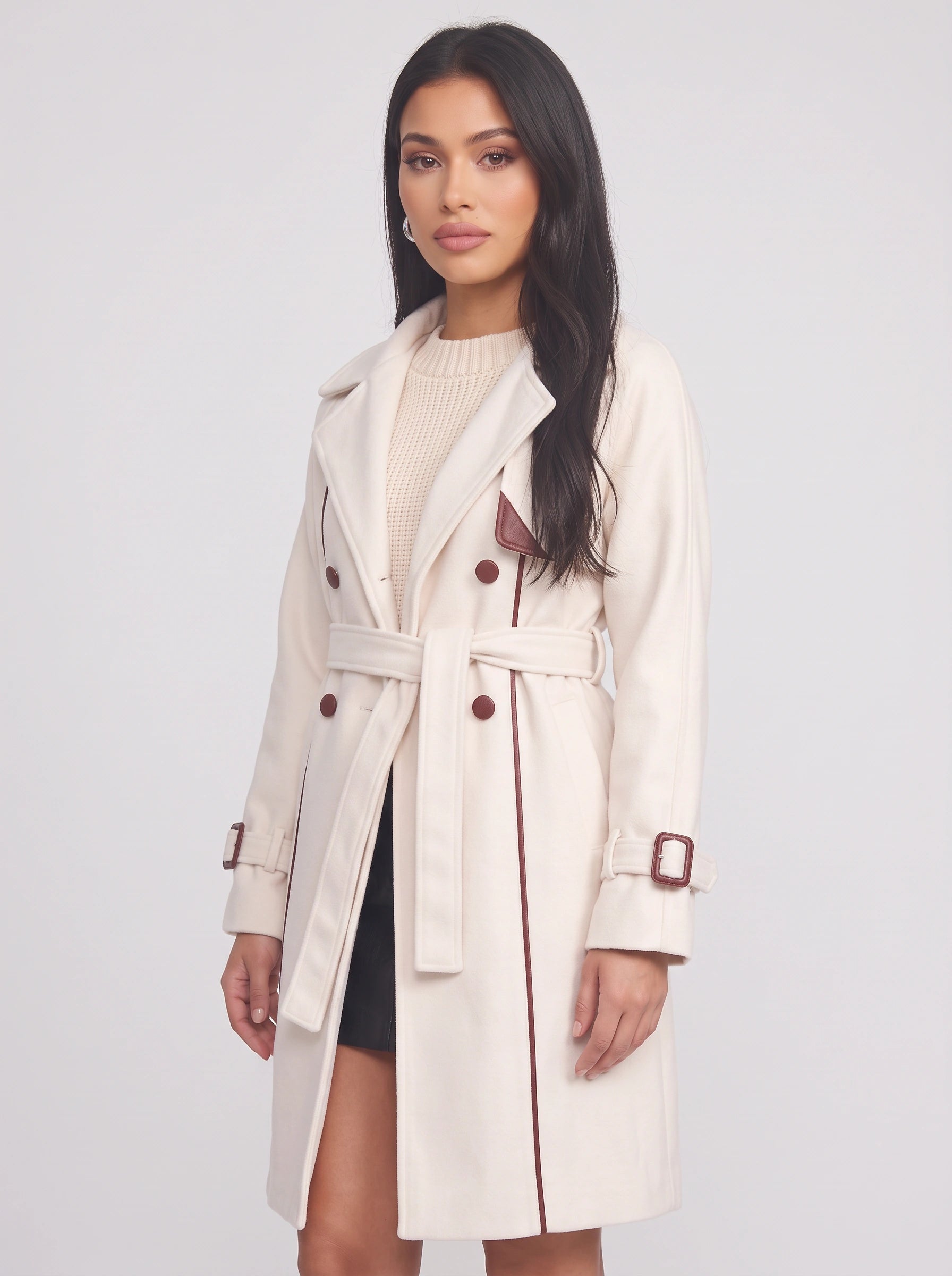 Trench-coat ceinturé Bordeaux - veste longue croisée pour femme, couleur crème, avec passepoil contrastant, manteau d’automne