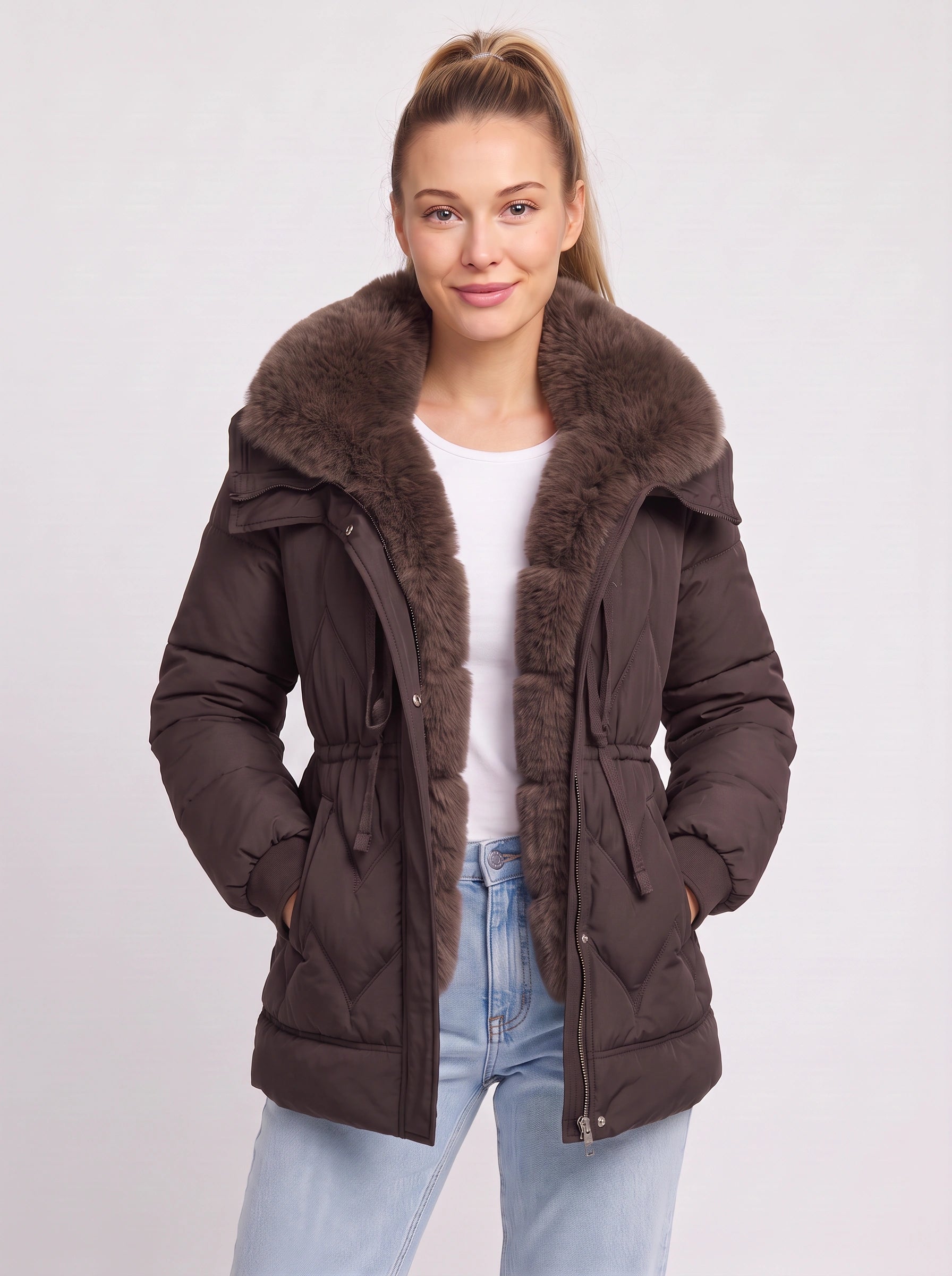 Doudoune ceinturée en fourrure Furmont - manteau noir pour femme, col en fausse fourrure, veste matelassée d’hiver