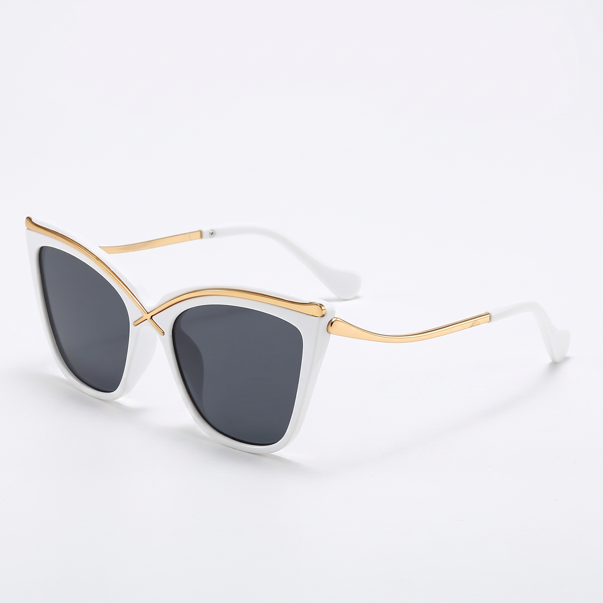 Veylen Oversized Cat-Eye Sunglasses – Women Designer Gradient Lens Tortoiseshell Square Frame UV Protection