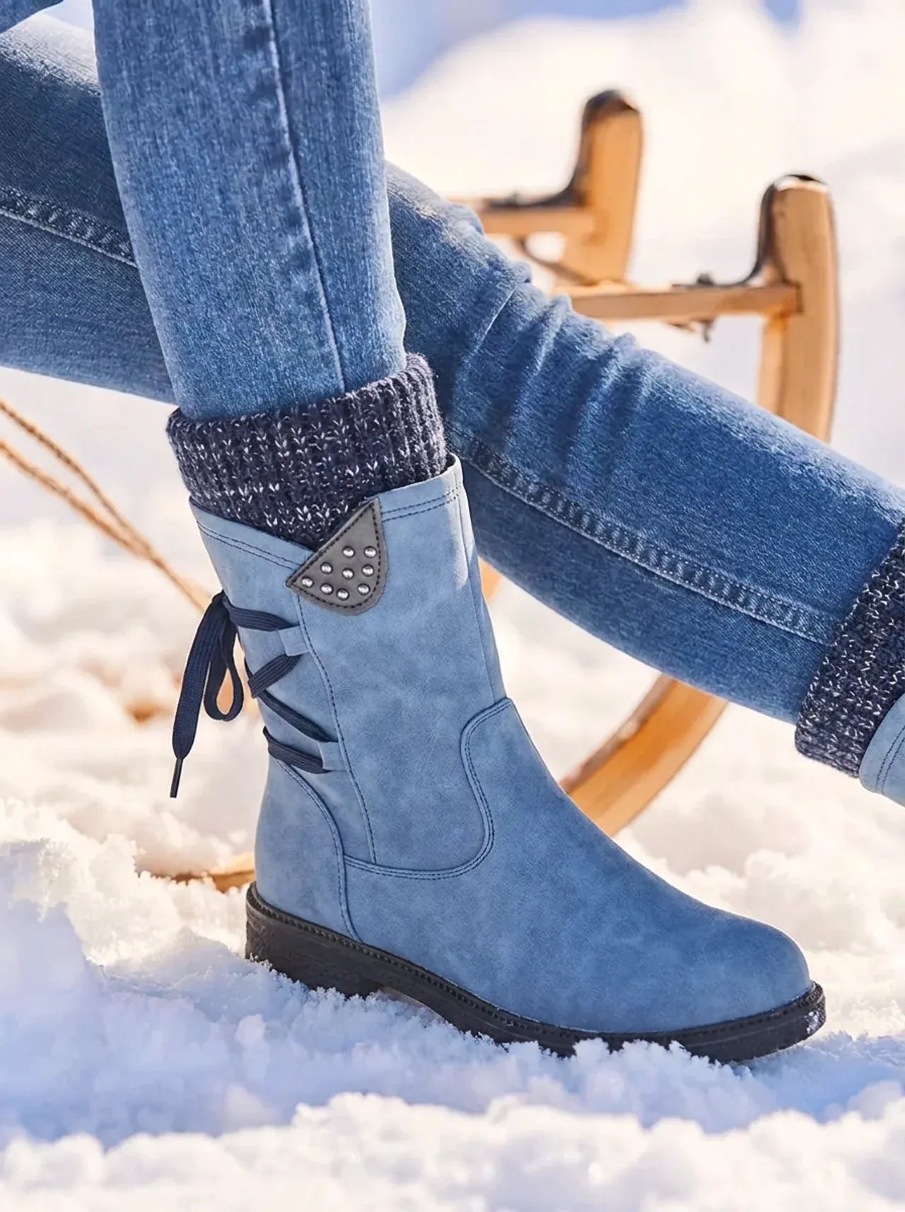 Bottes de neige mi-mollet cloutées Frostow - Bottes imperméables d’hiver pour femme, à lacets, avec bord-côte en maille