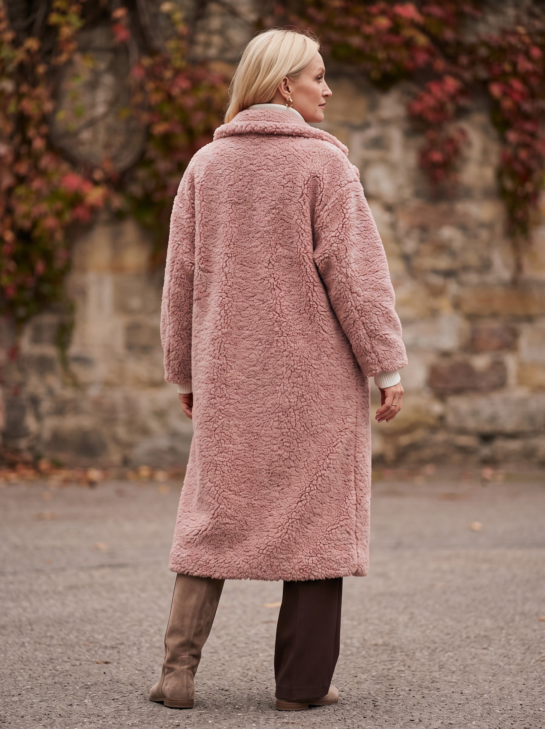 Manteau long effet peluche Riccio - manteau en fausse fourrure oversize pour femme, à boutons sur le devant, pour l'hiver