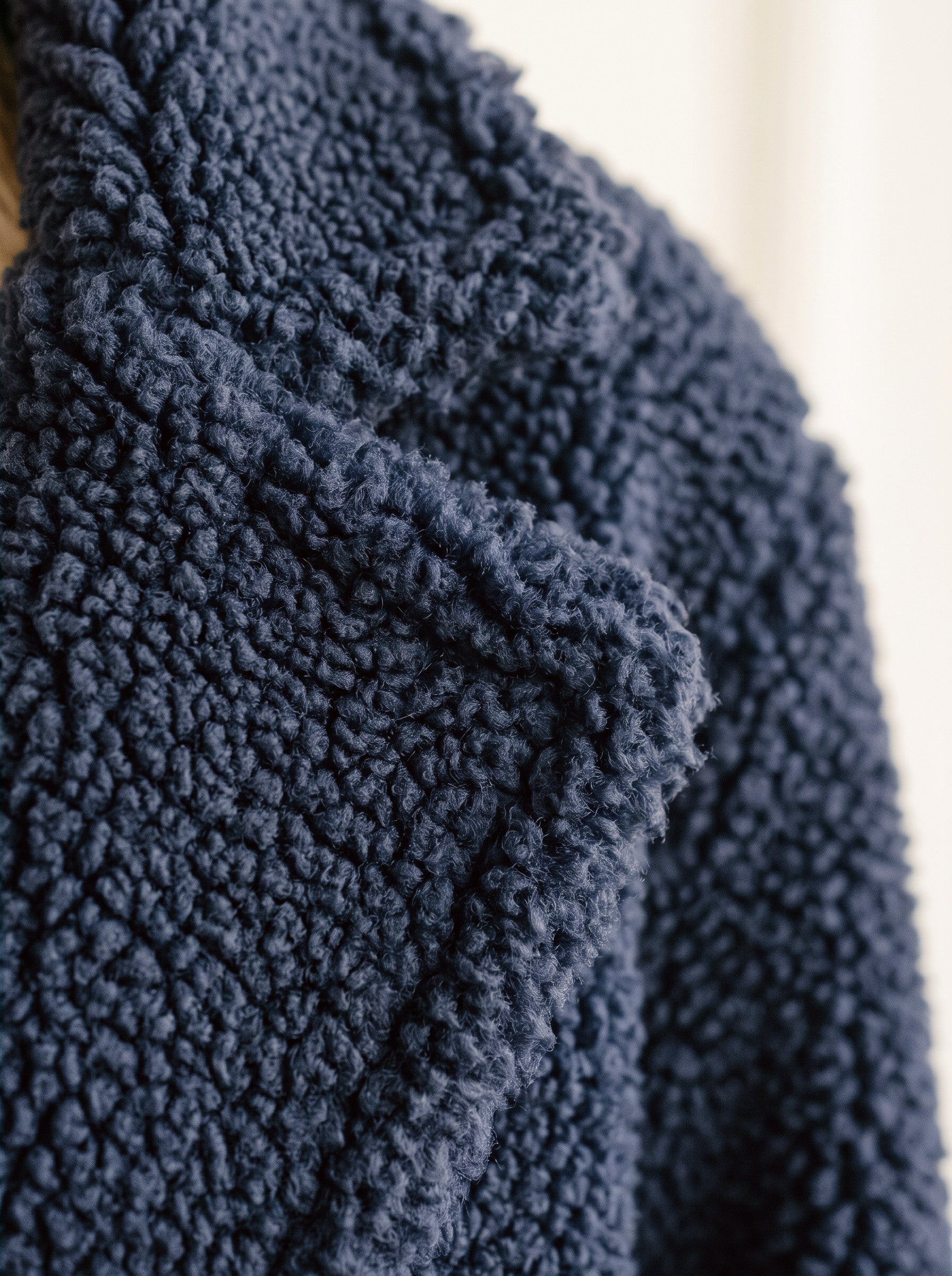 Manteau long effet peluche Riccio - manteau en fausse fourrure oversize pour femme, à boutons sur le devant, pour l'hiver